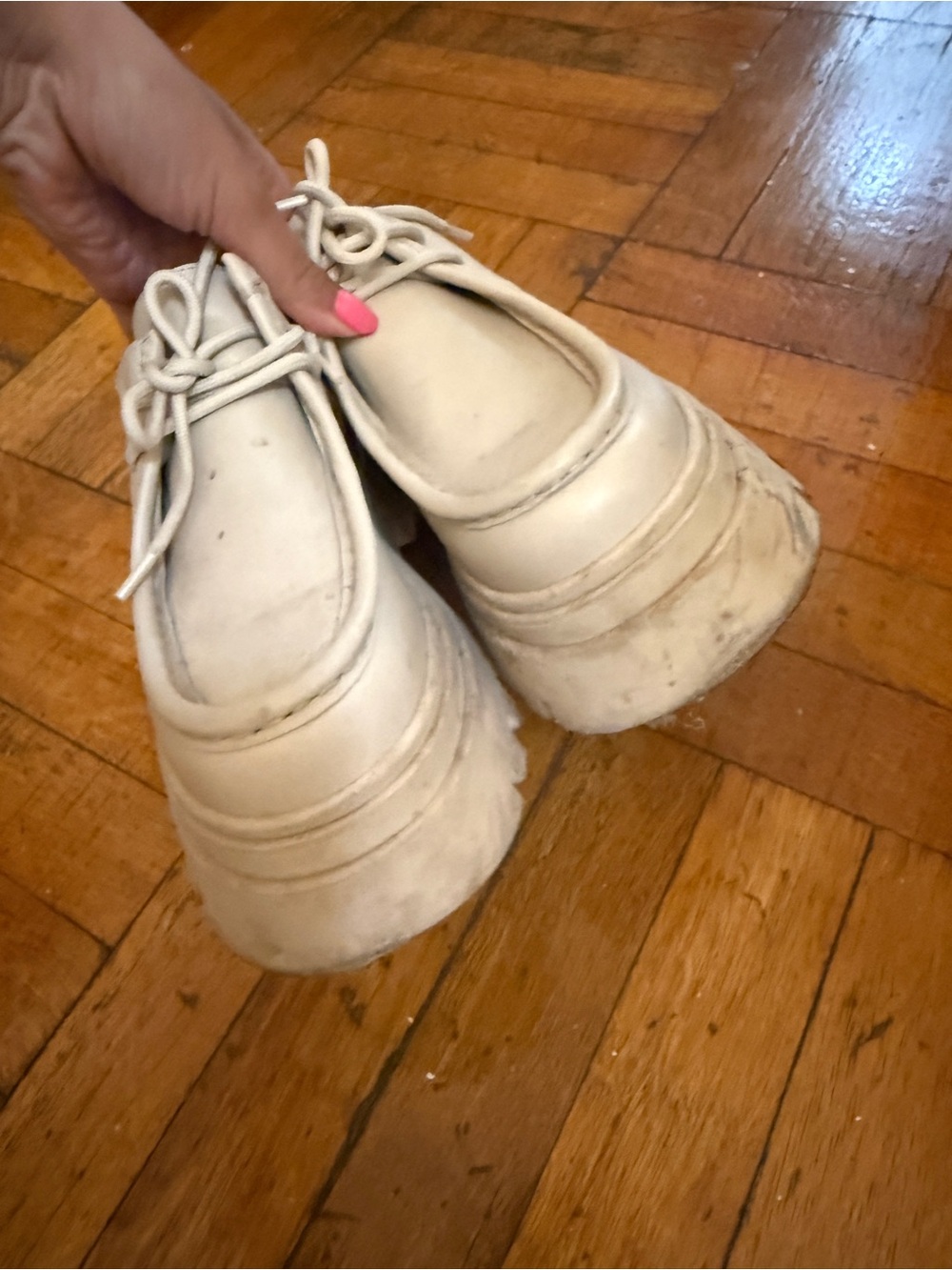 ALOHAS Cream Platform Lace-Up Loafers - Picture 2 of 3